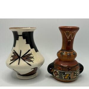 Miniature Venezuela Pottery Vases Brown White Aztec Lot of 2 90s Vintage
